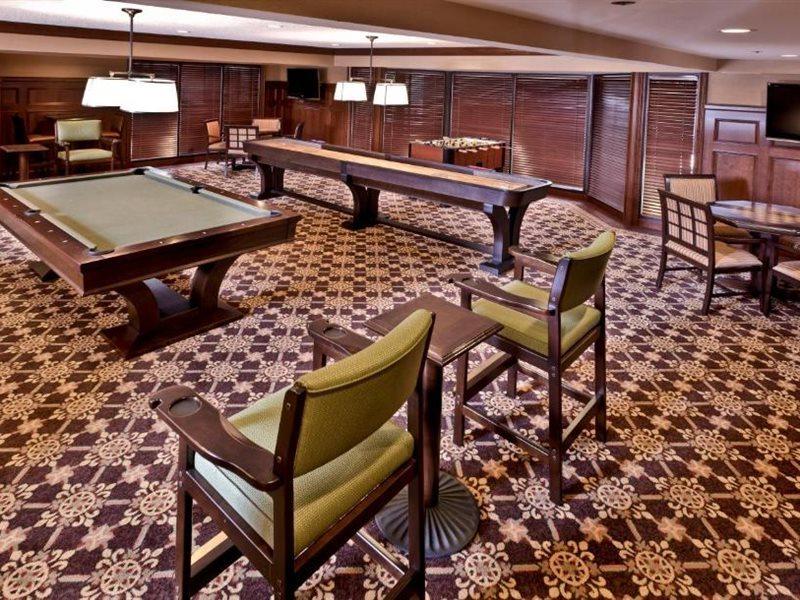 Ann Arbor Regent Hotel And Suites Zewnętrze zdjęcie